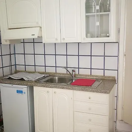 Visitponza - Le Stanze Sul Corso Pensjonat *